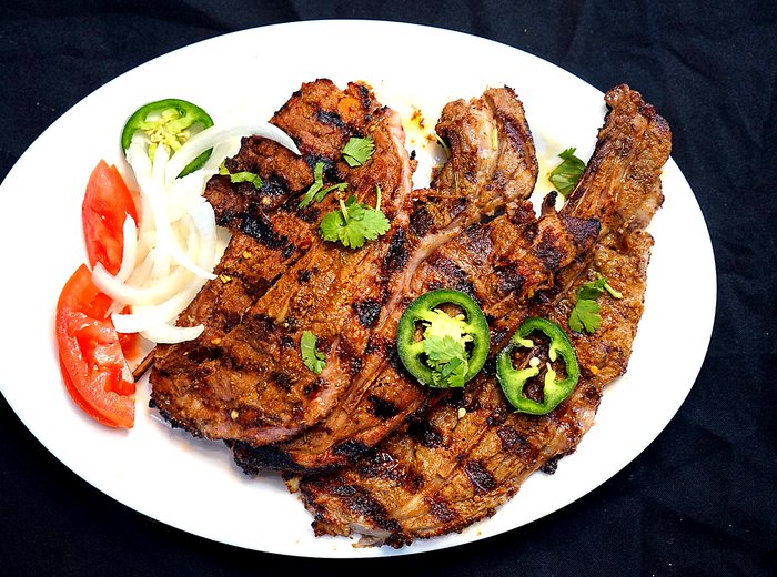 Grilled halal lamb chops